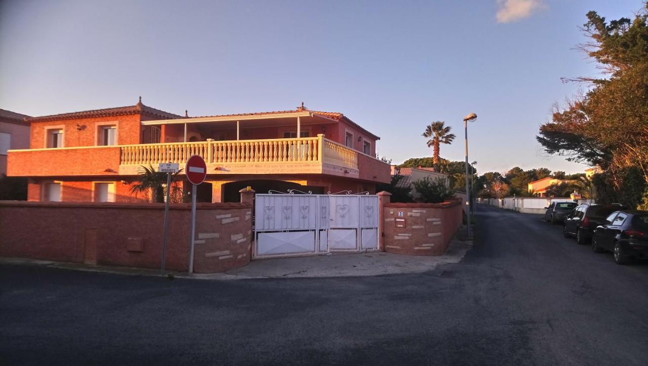 Appartements Dans Residence Avec Piscine - Mer A 500M Sainte-Marie-la-Mer Exterior photo